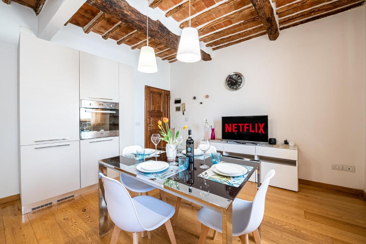 Suite 35 Nel Centro Storico Di Siena In The Historic Center Of Siena Exterior photo